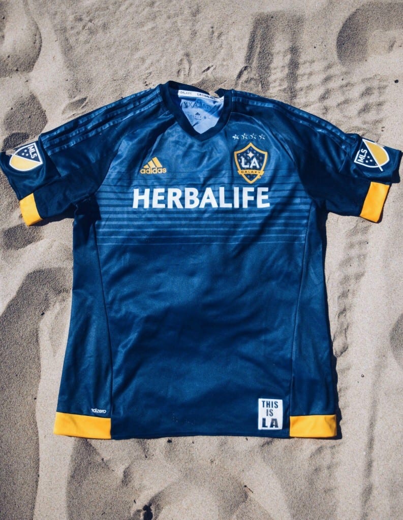 LA Galaxy officially unveil retro-inspired secondary jersey - LAG  Confidential