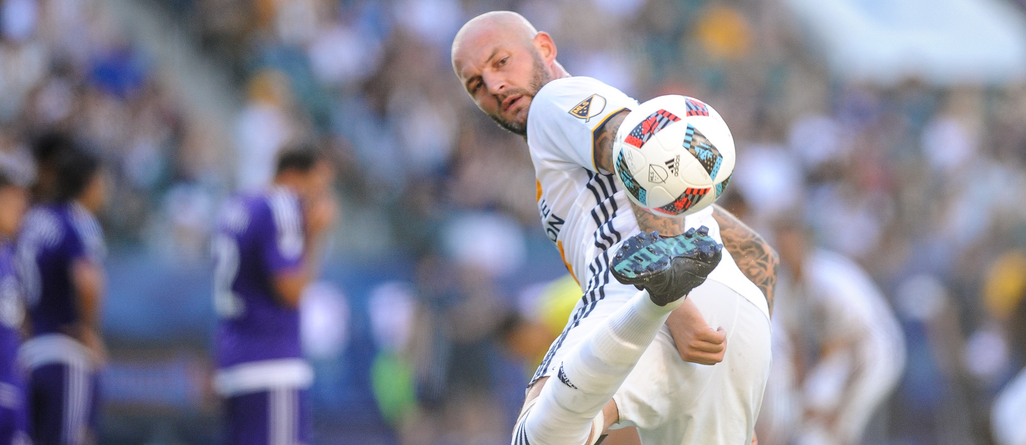 LA Galaxy - Presenting your Los Angeles Galaxy 💙🤍💛